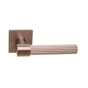 Deurkruk Modul T-Bone Linear matbrons PVD op dun vierkant geveerd rozet